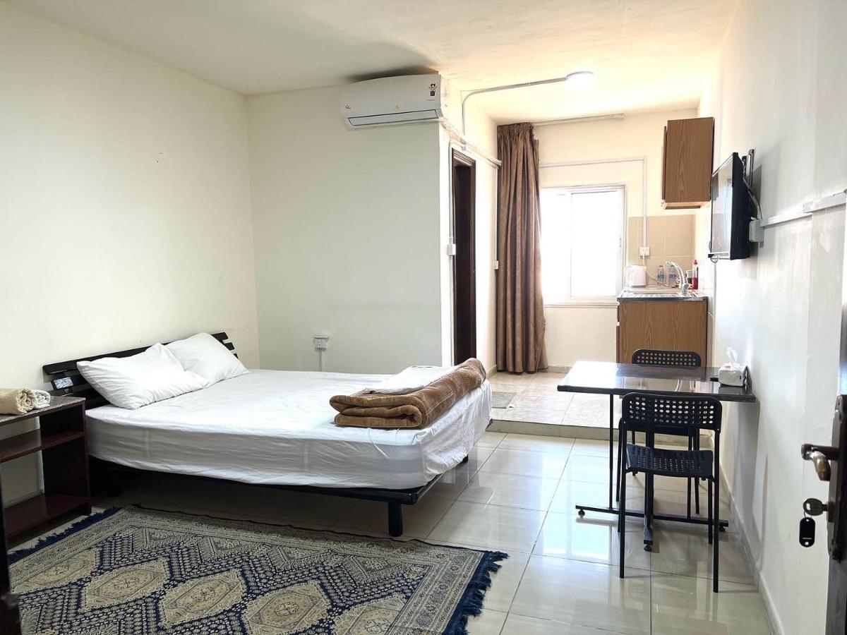 Al Qatal Building Apartment Al Qastal Exterior photo